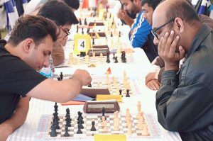 Chess masters on strike!